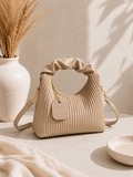 Petit sac beige plissé – Porté main & bandoulière