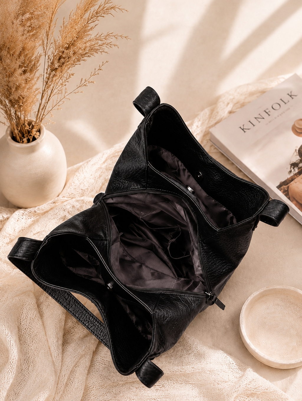 Sac cabas noir avec foulard